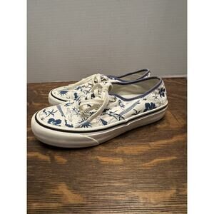 VANS Island Dream Lace-up Men 5 or Women 6.5
